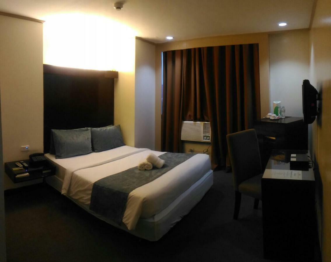 White Knight Hotel Cebu Luaran gambar